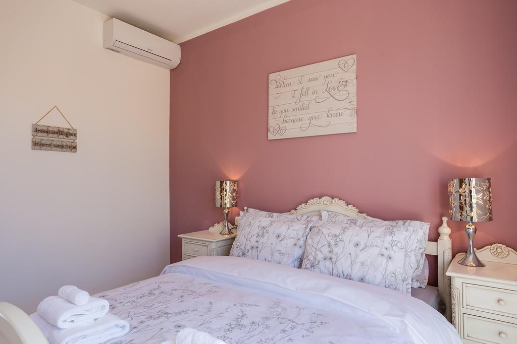 דירות Għajnsielem Seaview Luxury Penthouse With Shared Swimming Pool מראה חיצוני תמונה